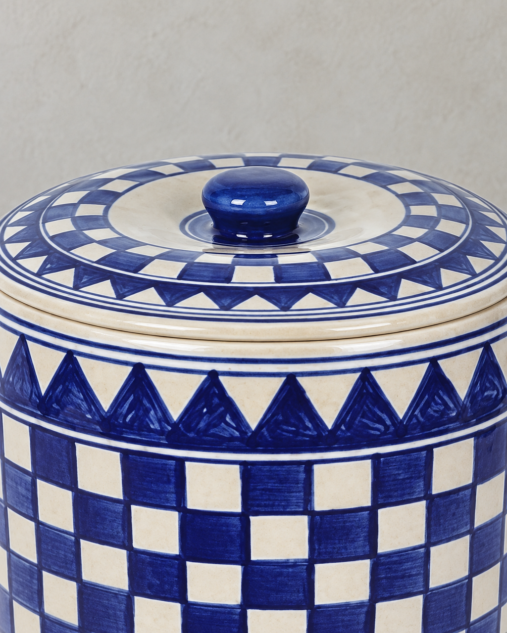 Küchenkaro Brottopf Keramik creme/blau
