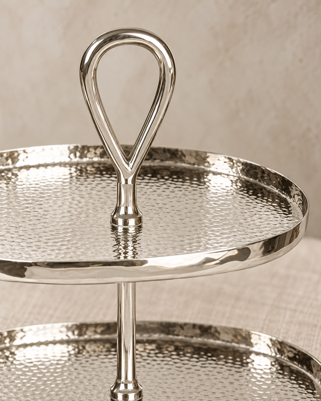 Clea Etagere Eisen vernickelt