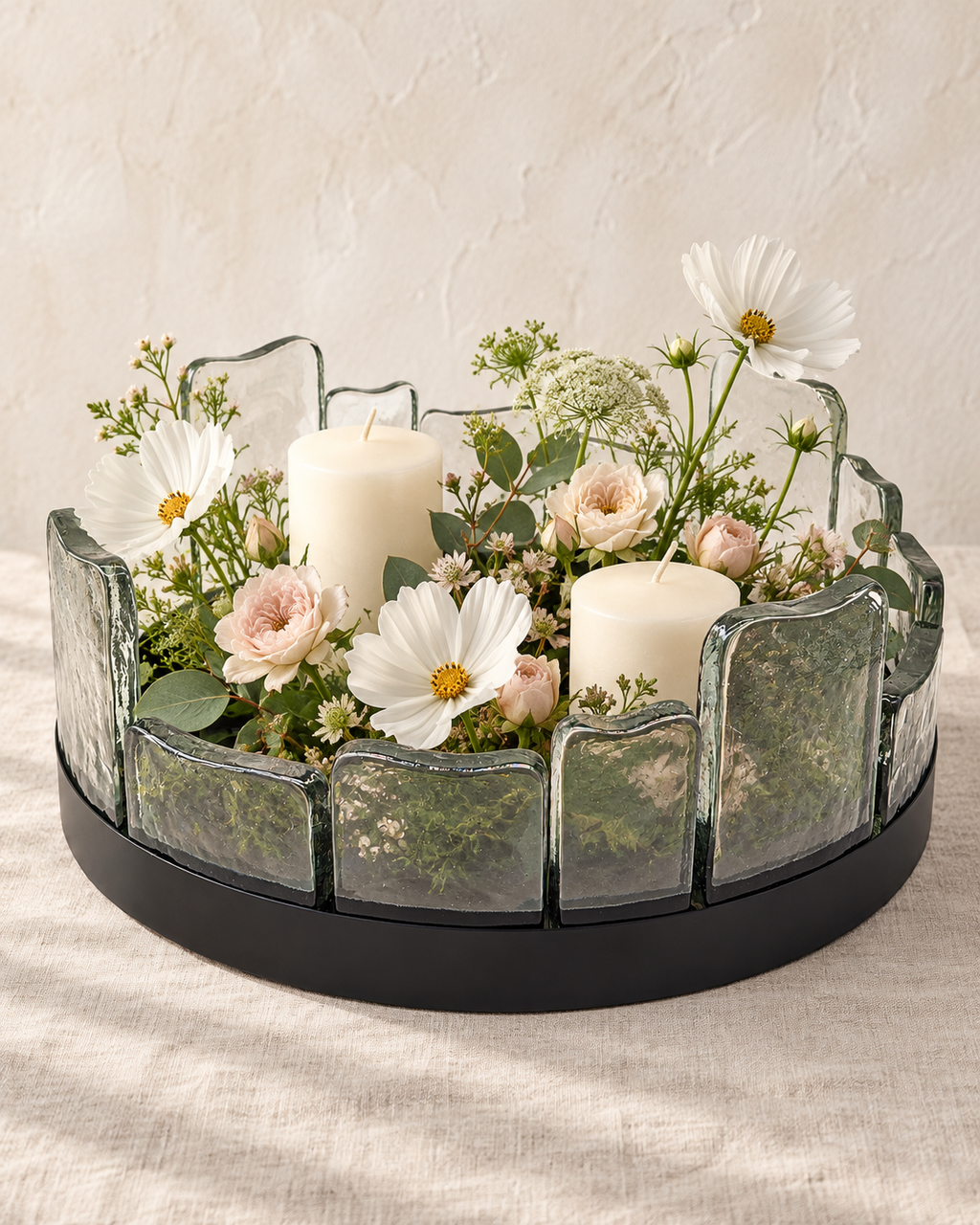 Fjord Dekoschale, schwarz Eisen pulverbeschichtet mit Glas H 15 cm D 41 cm