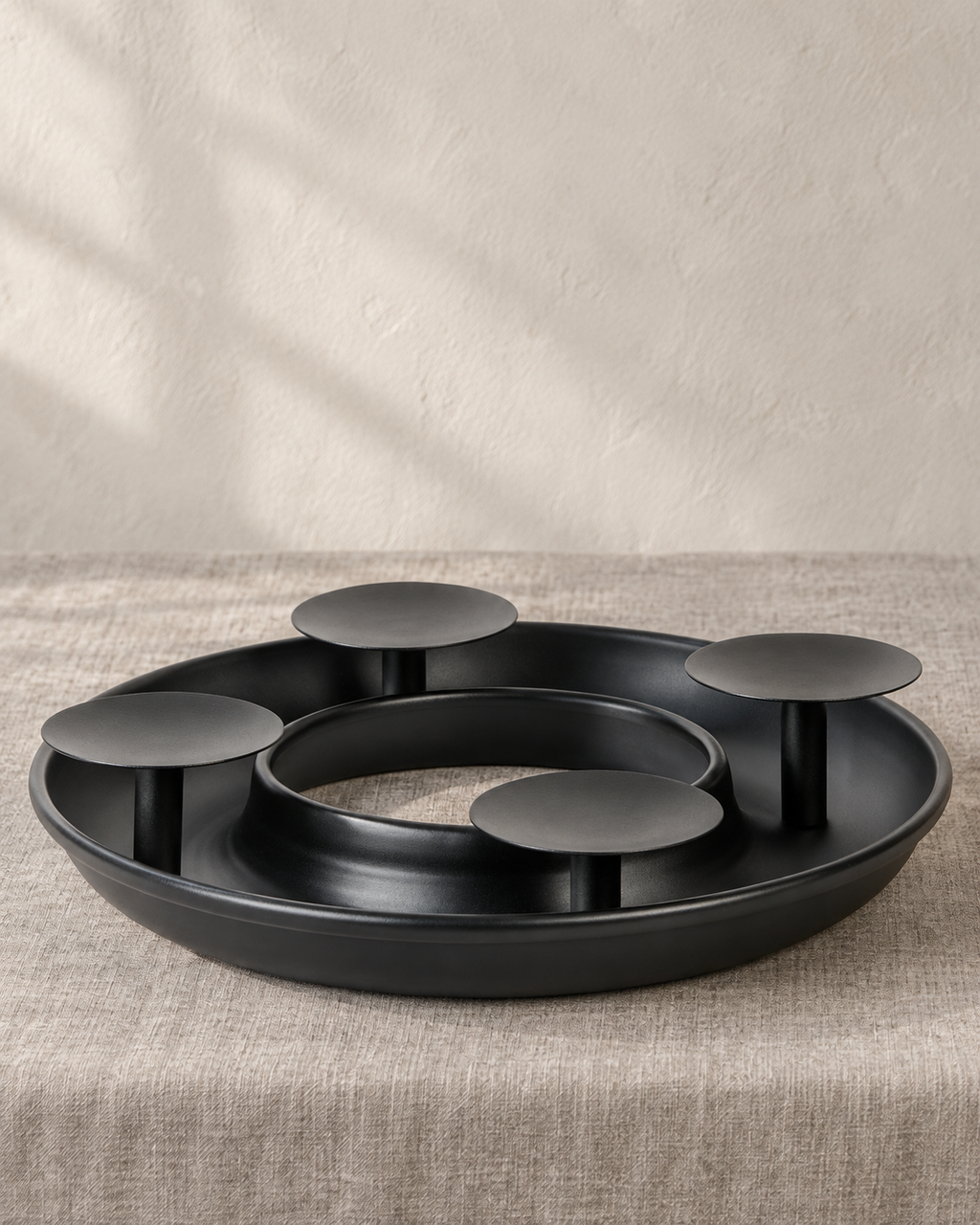 Saturnia Festkranz Eisen groß schwarz D 49,5 cm