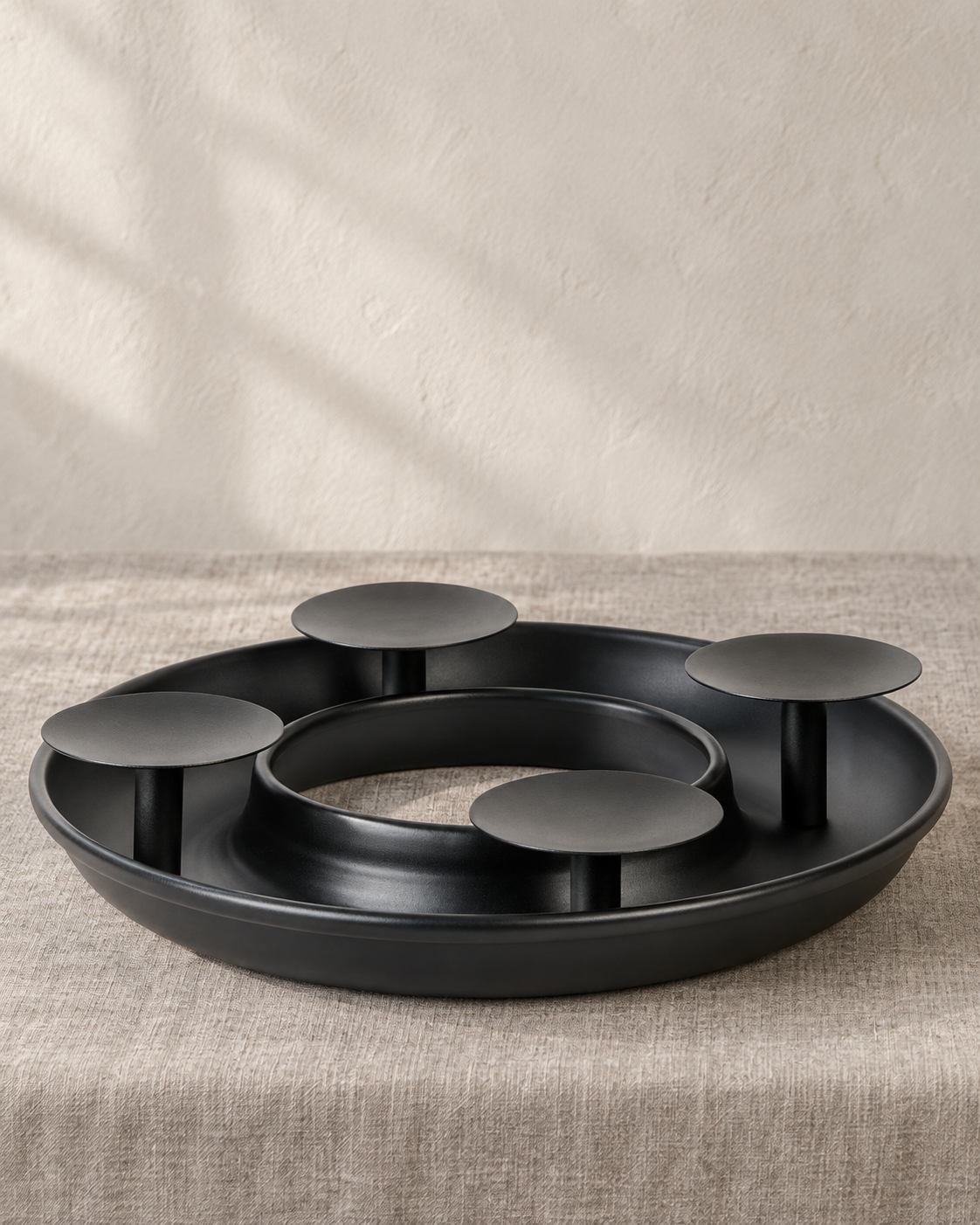 Saturnia Festkranz Eisen groß schwarz D 49,5 cm