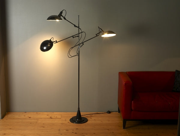 Switch On Stehleuchte 3-armig