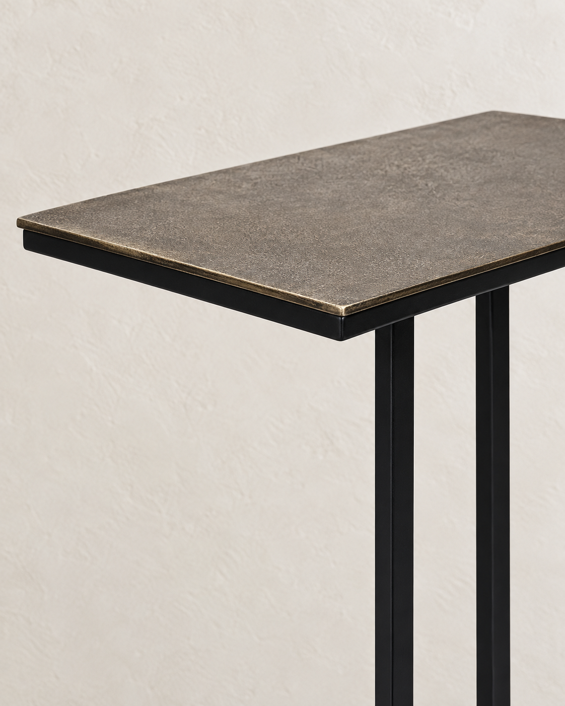 Nara Beistelltisch Metall schwarz