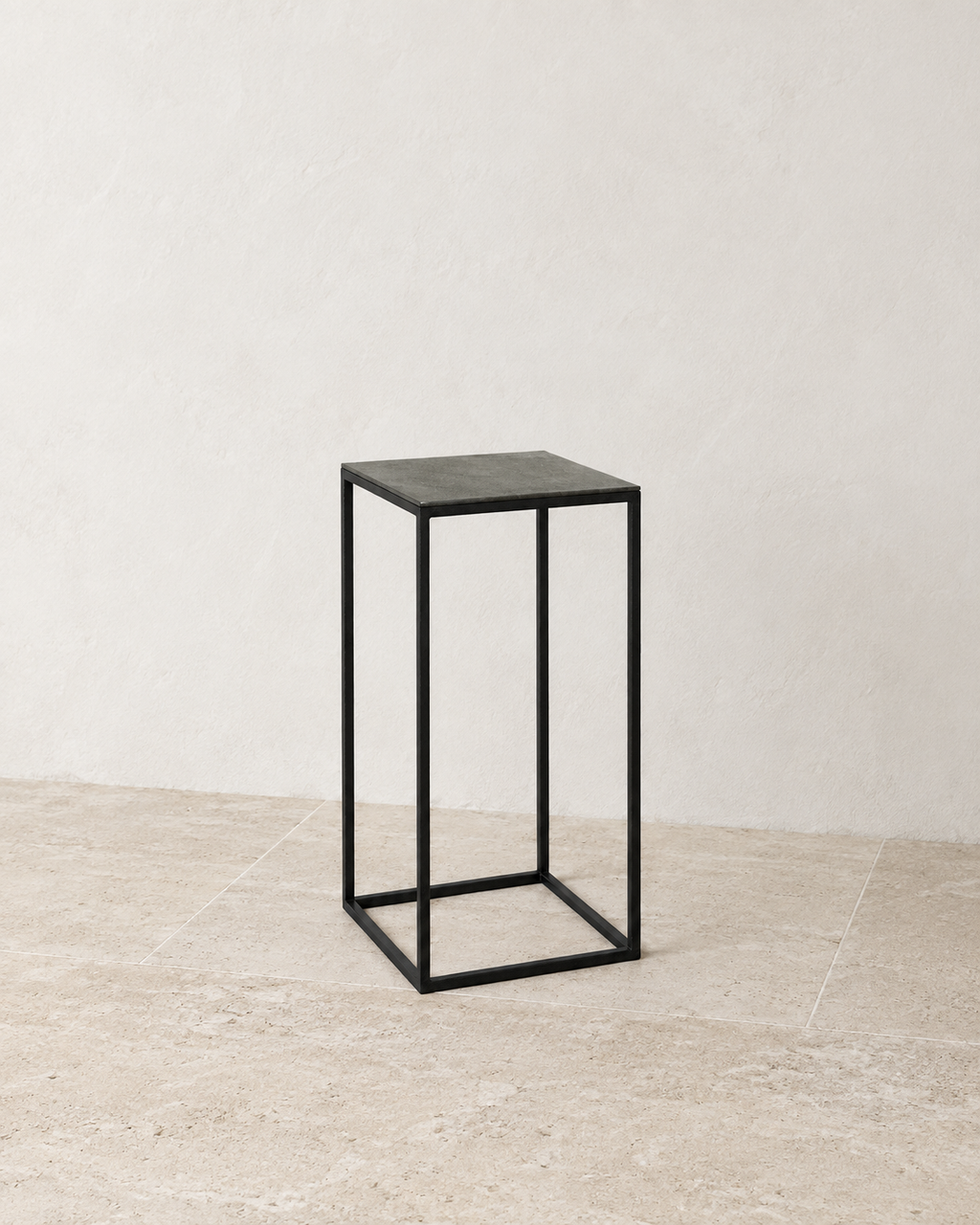 Dado Blumentisch klein Metall graphit