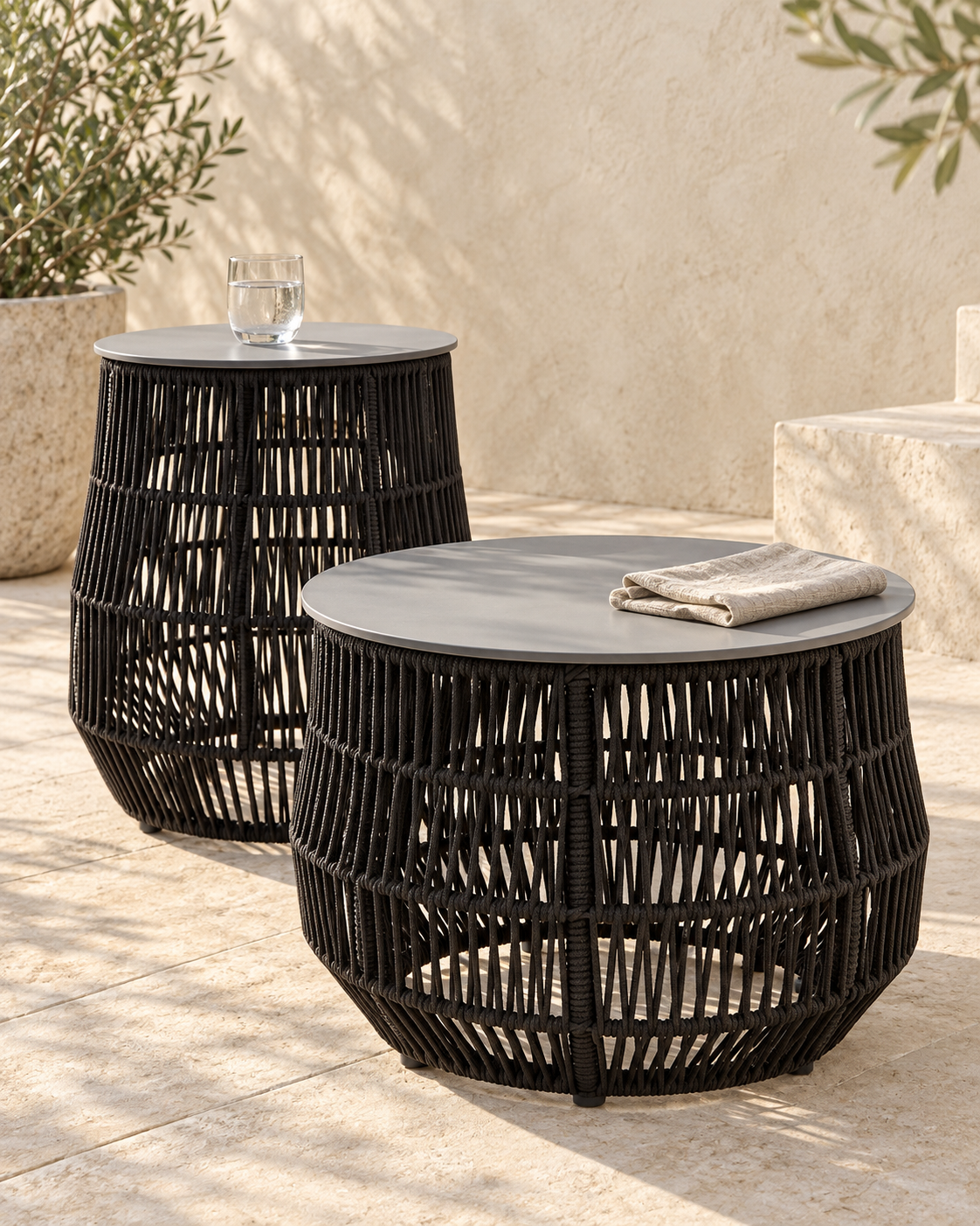 Diano Beistelltisch schwarz, D 52 cm, H 38 cm